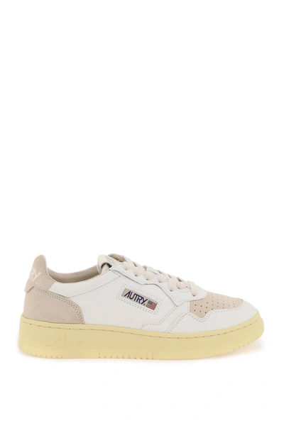 Autry 01 Trainers In White Suede And Leather In Multi-colored