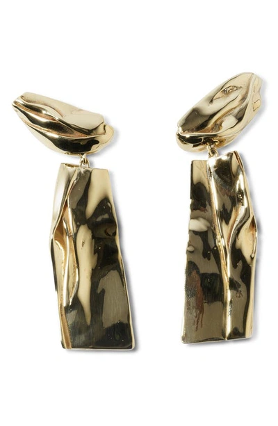 Faris Crease Drop Earrings In Gold