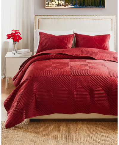 Greenland Home Fashions Riviera Velvet Oversized 2 Piece Quilt Set, Twin/twin Xl In Red