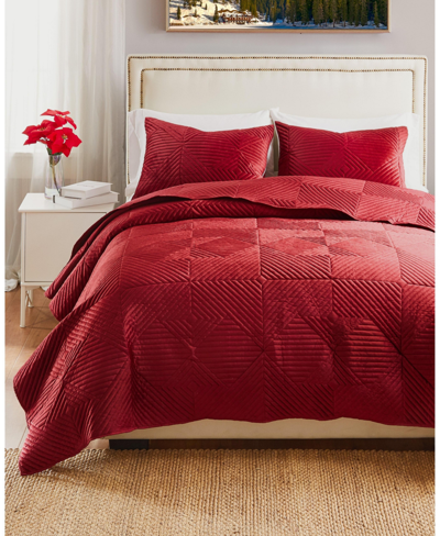 Greenland Home Fashions Riviera Velvet Oversized 3 Piece Quilt Set, King In Red