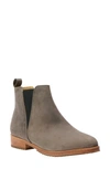 Nisolo Everyday Chelsea Boot In Grey