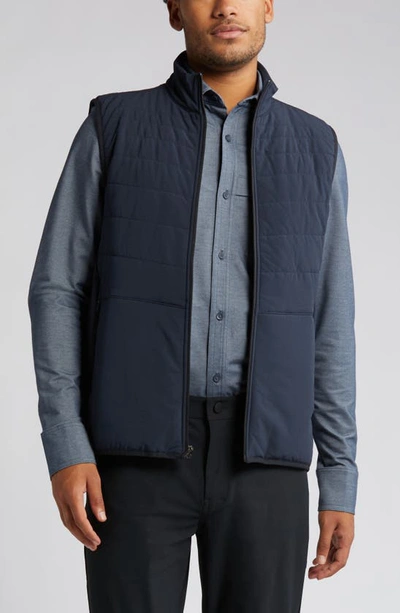 Zella Raid Insulated Vest In Navy Eclipse