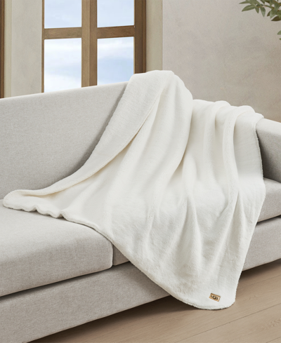 Ugg Saige Plush Throw, 50" X 70" In Snow