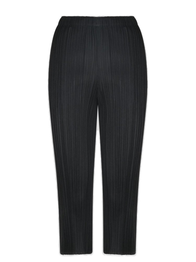 Issey Miyake Pleated Cropped Trousers In Black