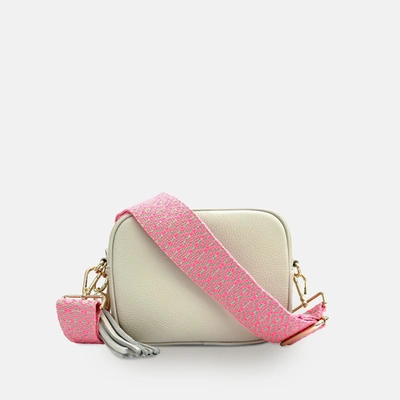Apatchy London Light Grey Leather Crossbody Bag With Neon Pink Cross-stitch Strap