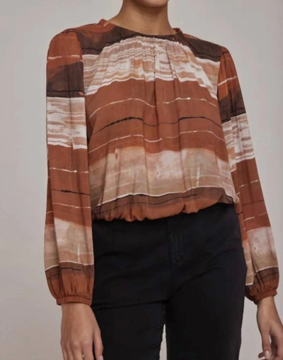 Bella Dahl Elastic Shirred Top In Rust Stripes Print In Brown