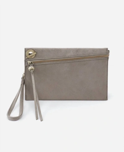 Hobo Link Wristlet In Titanium In Grey