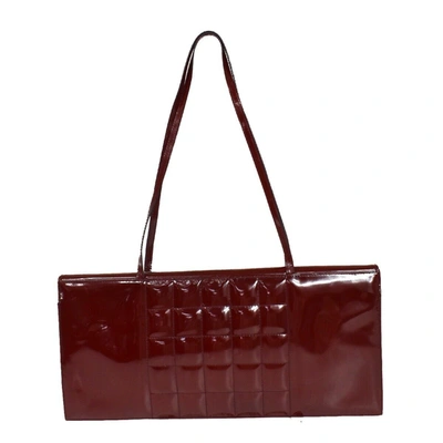 Pre-owned Chanel Chocolate Bar Patent Leather Shoulder Bag () In Red