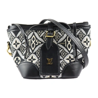 Pre-owned Louis Vuitton Noe Leather Shoulder Bag () In Black