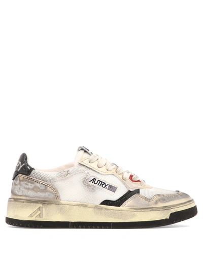 Autry Sup Vint Sneakers In White