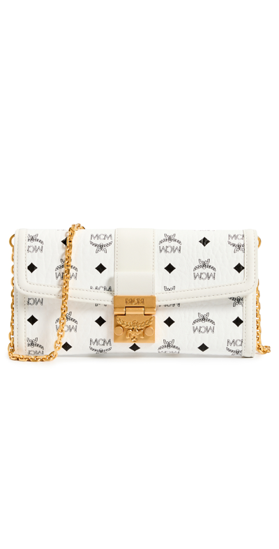 Mcm Wallet On Chain In White