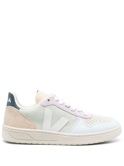 Veja V-10 Sneakers Aus Wildleder In Nude & Neutrals