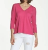 LABEL+THREAD SOLID SWING V NECK PULLOVER IN PINK