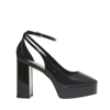 Ninalilou Pump Plateau In Black Patent Leather In Black