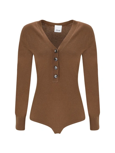 Allude Top In Brown