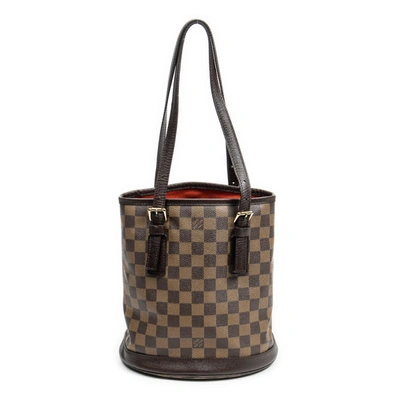 Pre-owned Louis Vuitton Marais In Brown