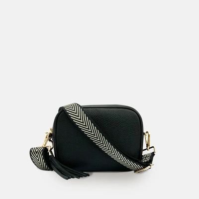 APATCHY LONDON BLACK LEATHER CROSSBODY BAG WITH BLACK & GOLD CHEVRON STRAP