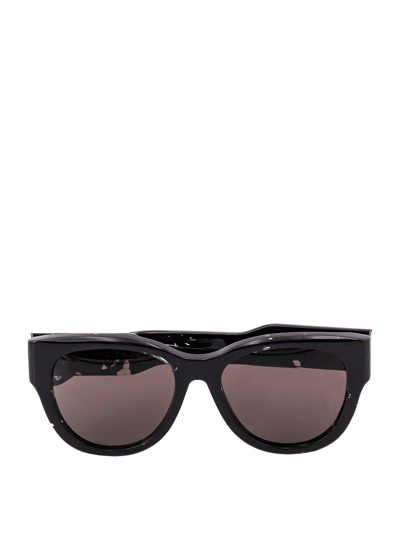 Chloé Cat Eye Sunglasses In Black