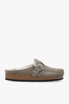 Birkenstock Sabots Buckley En Cuir In Stone Coin