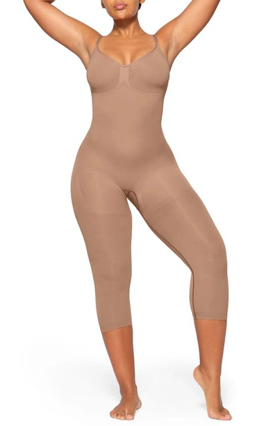 Skims Seamless Sculpt Long Sleeve Bodysuit In Clay