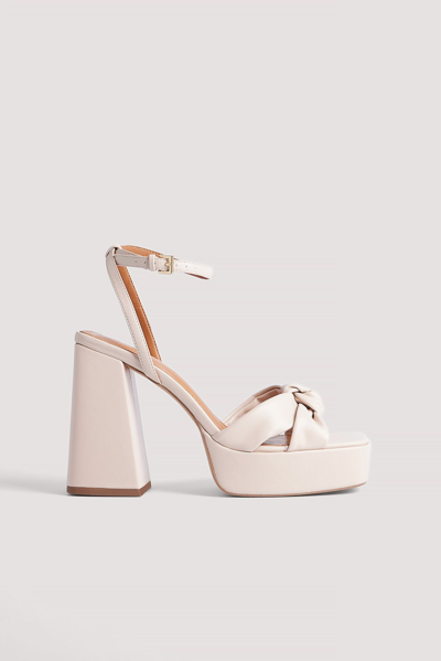 Na-kd Knotted Plateau High Heels In Beige