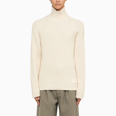 Ami Alexandre Mattiussi Ivory Ribbed Turtleneck In Gray