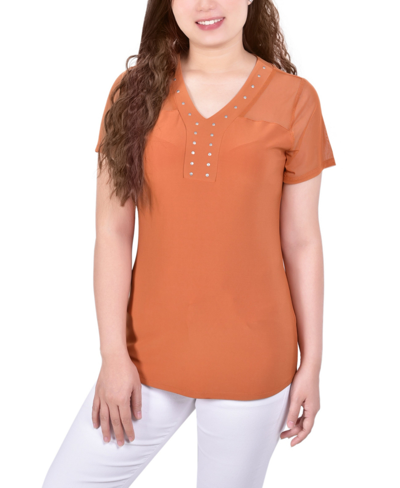 Ny Collection Petite Short Sleeve Studded Top In Spice Route