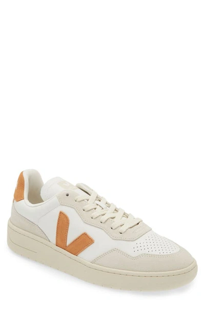 VEJA V-90 LEATHER SNEAKER