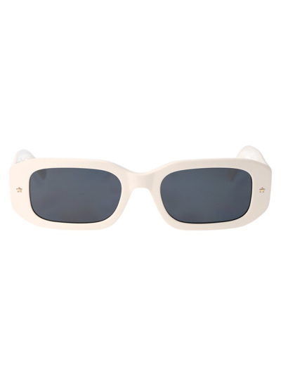 Chiara Ferragni Rectangular Frame Sunglasses In White