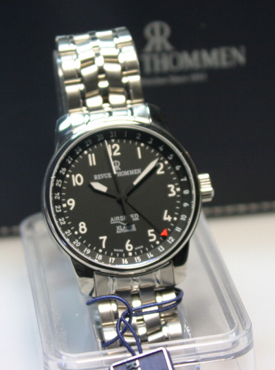 Pre-owned Revue Thommen Black  Airspeed 16050.2137