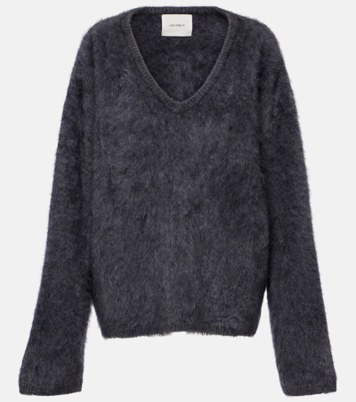 Lisa Yang Margareta Brushed Cashmere Sweater In Grey