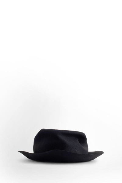 Horisaki Hats In Black