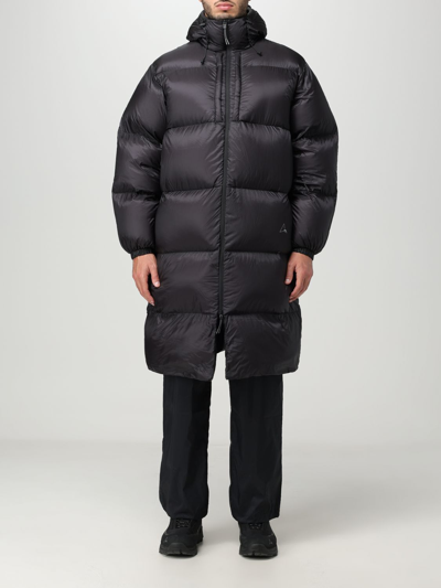 Roa Padded Hooded Jacket In Black