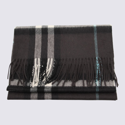 Burberry Giant Check Lightweight Wool Scarf In Otter