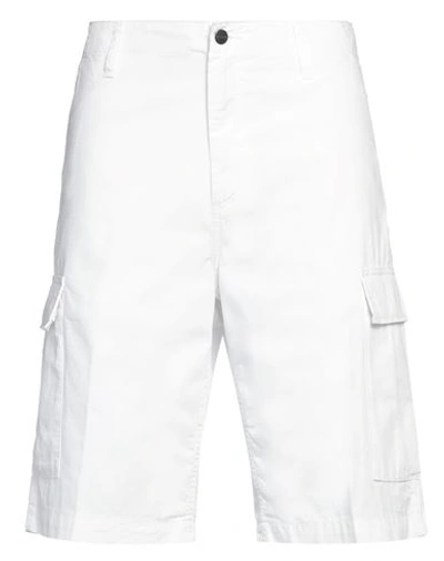 Carhartt Wip Man Shorts & Bermuda Shorts White Size 33 Cotton