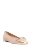 Stuart Weitzman Sleek Bicolor Bow Ballerina Flats In Fawn/ Ballet Leather