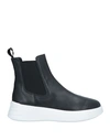 Hogan Platform Round-toe Boots In Black