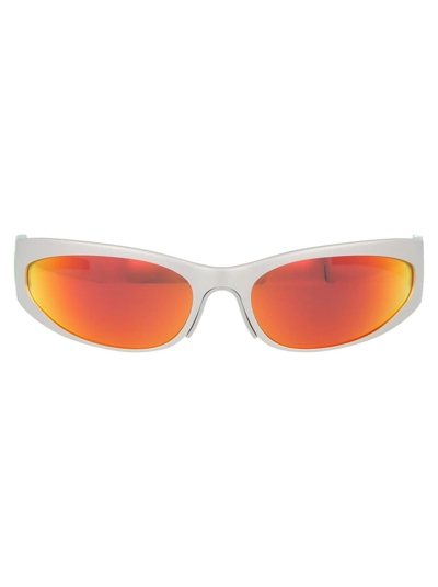 Balenciaga Sunglasses In 004 Silver Silver Red