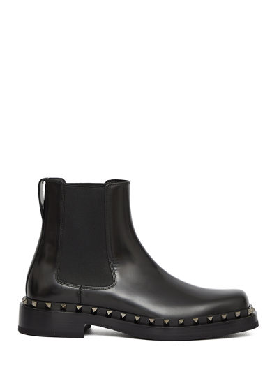 Valentino Garavani Rockstud M-way Boots In Black