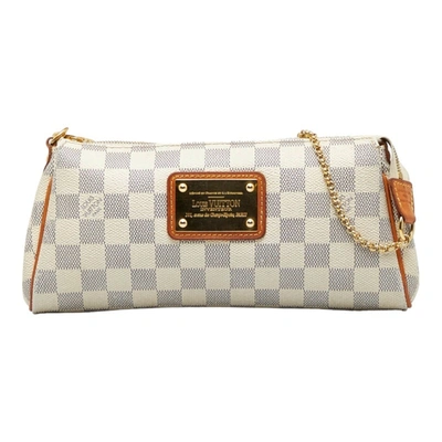 Pre-owned Louis Vuitton Eva White Canvas Clutch Bag ()