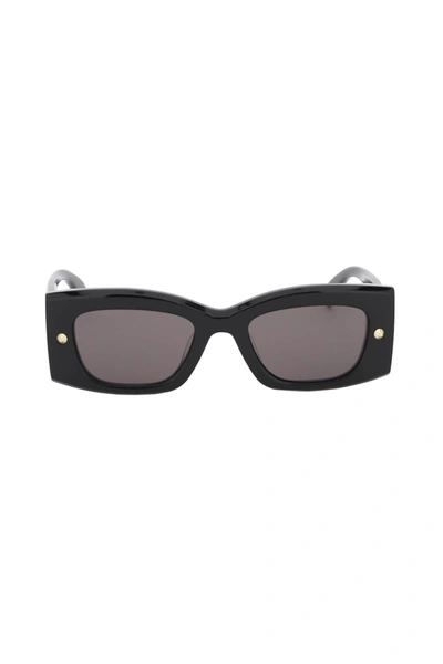 Alexander Mcqueen Spike Studs Sunglasses In Black