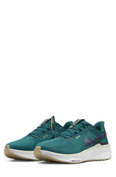 Nike Air Zoom Structure 25 Road Running Shoe In Geode Teal/ Deep Jungle/ White