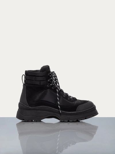 Frame Hiking Lug Sole Boots In Black
