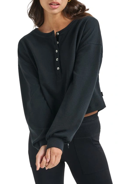 Travismathew Casual Acquaintance Henley In Black