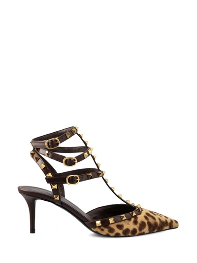 Valentino Garavani Low Shoes In Leopard/fondant