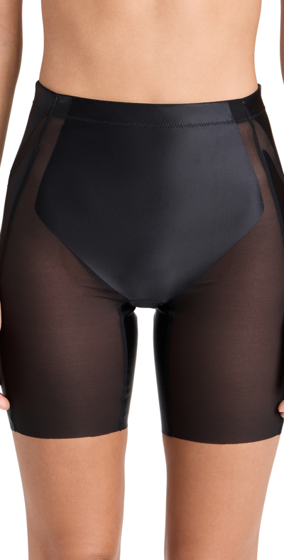 SPANX BOOTY-LIFTING MID-THIGH SHORTS VERY BLACK