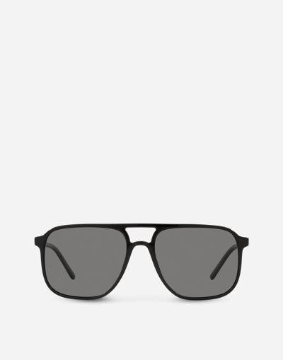Dolce & Gabbana Thin Profile Sunglasses In Black
