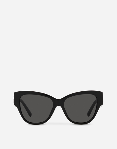 Dolce & Gabbana Dg Logo Sunglasses In Black