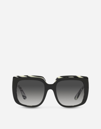 Dolce & Gabbana New Print Sunglasses In Black
