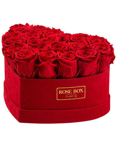 ROSE BOX NYC ROSE BOX NYC MEDIUM VELVET HEART BOX WITH RED FLAME ROSES